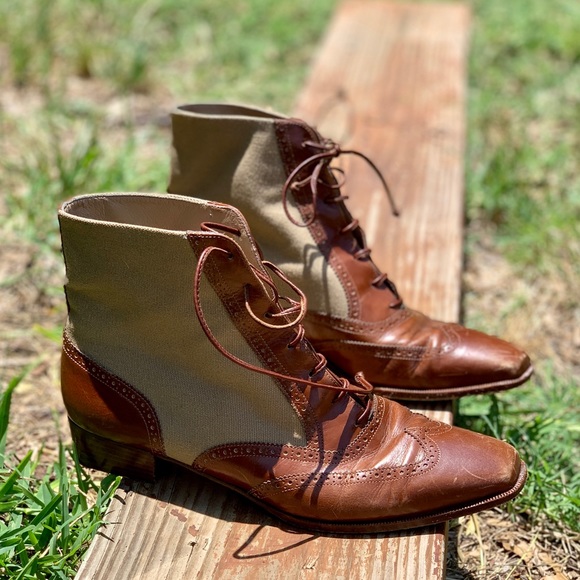 Vintage Salvatore Ferragamo two toned leather boots - Picture 2 of 8